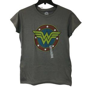 DC Comics Women's Wonder Women Vintage Emblem Graphic T-Shirt (Size Large)